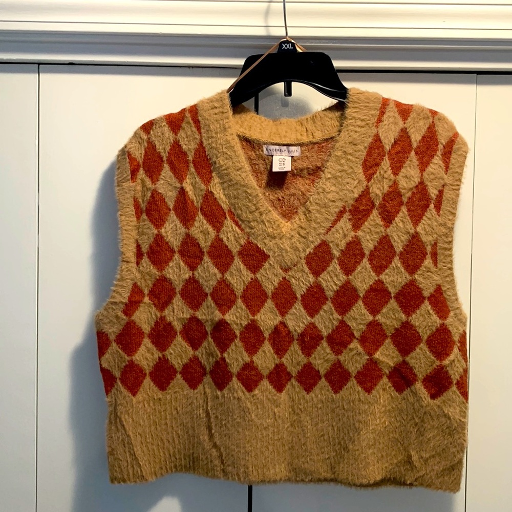 COPY - Sweater Vest- V-Neck Tan and Burnt Orange Pattern.